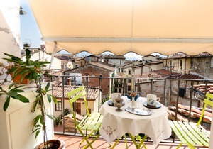 Apartment in Lucca with 3 bedrooms sleeps 6