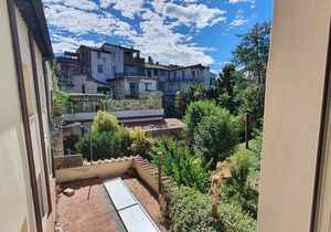 Apartment in Lucca with 2 bedrooms sleeps 5