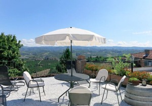 Apartment La Terra in La Morra - 2 persons, 1 bedrooms