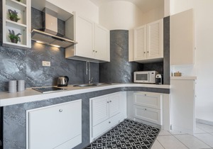 Apartment "Suite Home Simius" Close to Beach with Terrace, Sea View & Air Conditioning
