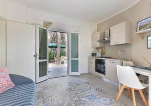 Apartment "Villa Fantagali 502" close to the Beach with Garden & Wi-Fi