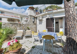 Apartment "Villa Fantagali 504" close to the Beach with Sea View, Garden & Wi-Fi