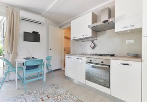 Apartment "Villa Fantagali 501" close to the Beach with Sea View, Garden & Wi-Fi