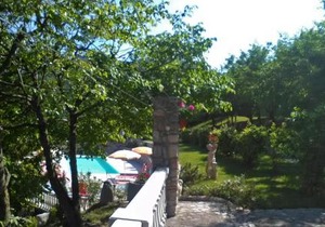 Appartamenti La Tartufaia Country house pool and relax By Gardadomusmea