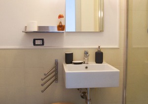Art12 luxury B&B.