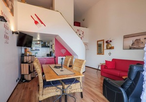 Attractive 3½-room apartment with 2 balconies, pool and dream view