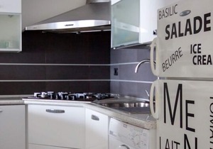 Attractive 3½-room apartment with 2 balconies, pool and dream view