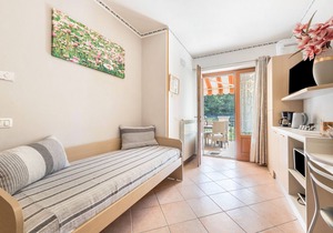 Beautiful Apartment “Residence Tatiana A4” with Pool, Terrace
