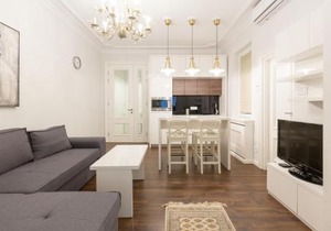 Belgrade Center Apartment Slavija Square II