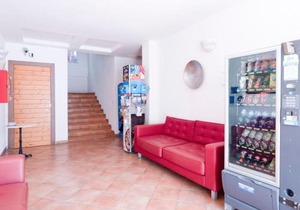 Belvilla by OYO Modern Apartment with Balcony