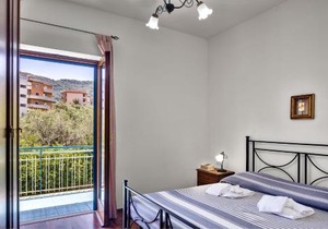 Caruso 4 by Villasandco RentalSorrento