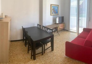 Casa Bianca 5 - confortevole in centro a Moneglia