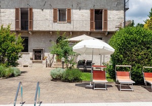 Casa Frey apt. 3 room apartment on Lake Orta with garden and swimming pool