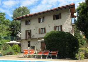 Casa Frey apt. 3 room apartment on Lake Orta with garden and swimming pool