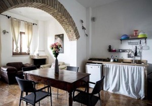 Charming apartment in Ascoli Piceno near village