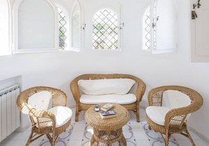 Charming villa for 12 people with enchanting sea view, parking and swimming pool