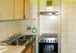 Cosy apartment for 4 guests with A/C, WIFI, pool, TV, patio and pets allowed