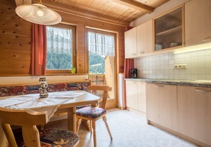 Cosy holiday apartment "Haus Hubertus - FeWo 5" with Wi-Fi