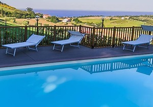 Country House The house of Carla-SWIMMING POOL and WI FI Free-TRILOCALE 3 km from the SEA