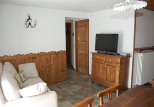 Courmayeur house with view, apartment with balcony