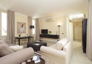 Crispi Luxury Apartment - My Extra Home