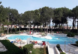 Cristallo Sea View
