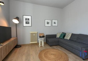 DesenzanoLoft Official Partner Homes & Villas by Marriott Bonvoy - Smiling in Desenzano Lake View