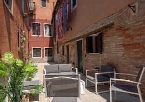 Design Palace Apartment by Wonderful Italy