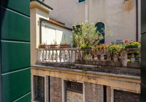 Design Palace Apartment by Wonderful Italy