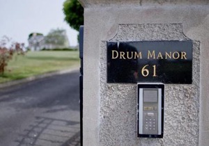 Drum Manor