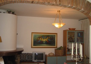 Elegant apartment in a villa near Lucca,A/C,WI-Fi, village walking distance,A