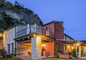 Elegant Stone House w Pool