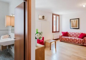 Gorgeous Apartment In Venezia With Wifi