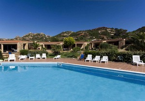 Holiday apartment with Pool