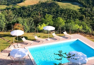 Holiday apartment Acqualagna for 1 - 6 persons - Twin house