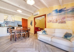Holiday Home 'Luxury Apartment Simius' with Sea View, Balconies and Wi-Fi