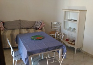 Holiday Home - Seaside, in residence