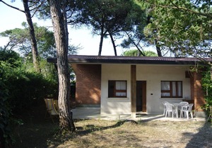 Holiday house Lignano Pineta for 1 - 6 persons with 2 bedrooms - Holiday home