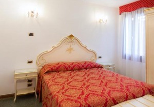 Hotel Leonardo