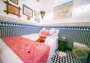 Ideally located in the heart of Fez, this historic building built in 1350