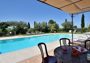 Il Bel Laghetto, Castiglion Fiorentino, Arezzo and Cortona