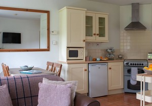 Ivy Courtyard Apartment on Blessingbourne Country Estate