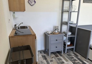 Lovely apartment in villa with pool, A/C, hot tub, WIFI, TV, patio, pets allowed and panoramic v.