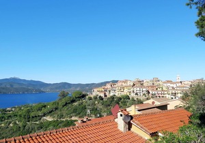 Lovely apartment for 2 guests with WIFI, terrace, pets allowed and parking