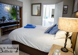 LUXURY IN THE MOST CONVENIENT LOCATION IN ST ANDREWS