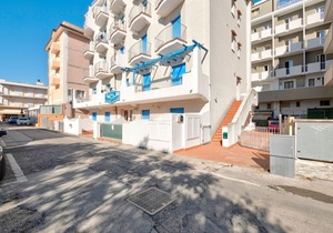 Modern Apartment in Rimini with Balcony