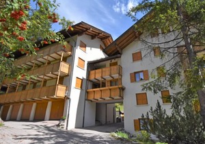 Monti Pallidi by Interhome