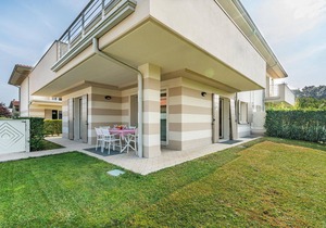 Nice apartment in Puegnago sul Garda
