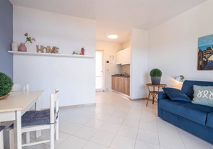 Nice apartment for 2 people with WIFI, TV and patio
