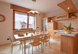 Nice home in Gozzano with WiFi